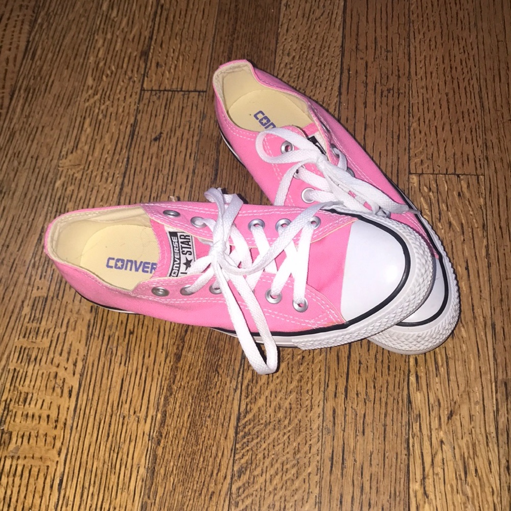 Pink converse!